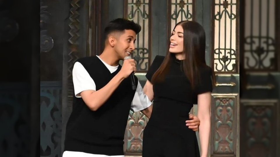 تسمم وحسد.. هشام جمال يكشف تفاصيل صادمة عن شهر العسل مع ليلى زاهر 1 تسمم وحسد.. هشام جمال يكشف تفاصيل صادمة عن شهر العسل مع ليلى زاهر