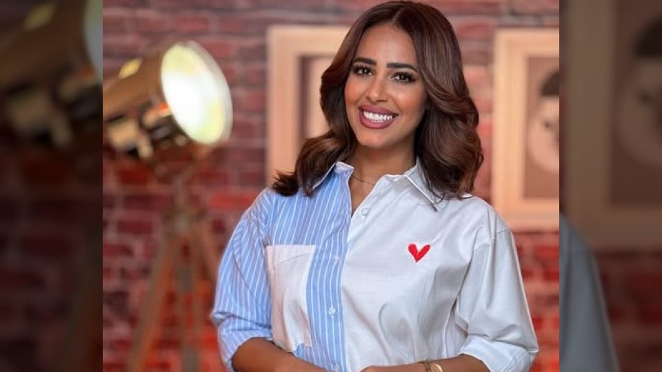 رنا سماحة ترد على انتقادات فستان زفاف أحمد جمال بـ"أنا أتفه من كده" 1 رنا سماحة ترد على انتقادات فستان زفاف أحمد جمال بـ"أنا أتفه من كده"